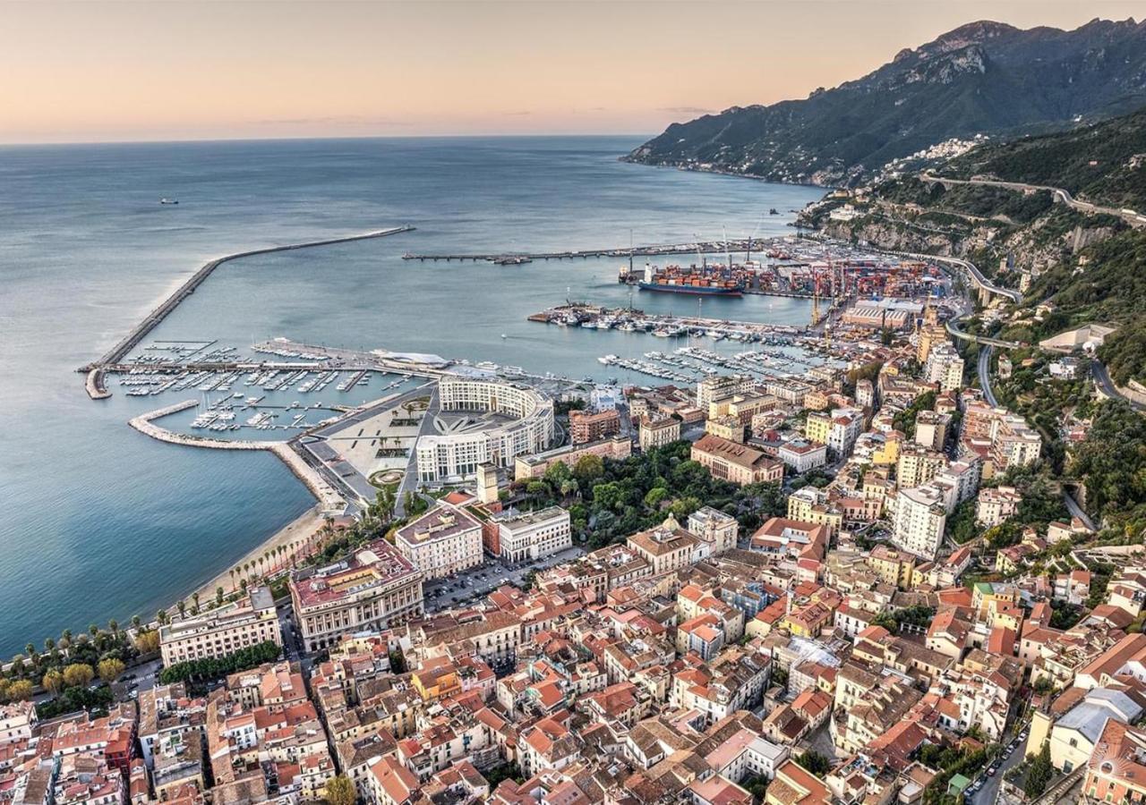 Apartmán Dimora Del Corso Salerno Exteriér fotografie